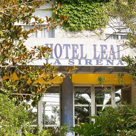 Hotel Leal - La Sirena Вилануева де Ароса Екстериор снимка